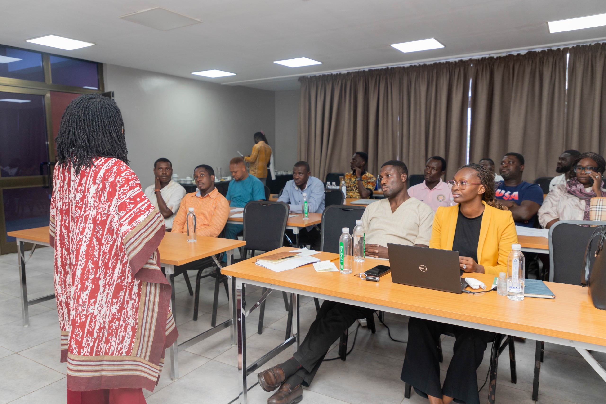 Dr. Linda Esi Aduku addressing workshop participants