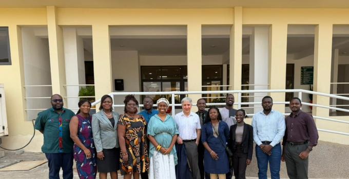 Prof. Ezzati and the OGR staff.